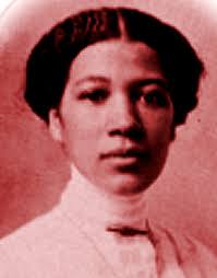 Discovering Julia Collins