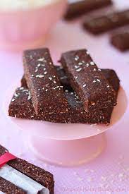 Homemade Chocolate Coconut Chew Larabar From Roxanagreengirl Roxana S Home Baking Chocolate Cake Http Chocolate C Homemade Chocolate Food Healthy Sweets