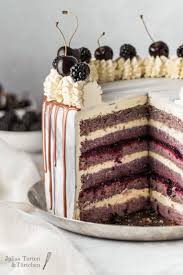 Jetzt ausprobieren mit ♥ chefkoch.de ♥. Bronze Drip Cake Torte Mit Marmor Optik Waldbeer Mascarpone Torte