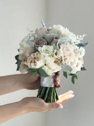 Green collage wedding pinterest graphics. 24 Unique Wedding Bouquet Ideas From Flowerna Ru Unique Wedding Bouquet Simple Wedding Bouquets Wedding Bucket Flowers