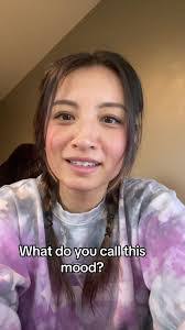 Christina Munday's Instagram, Twitter & Facebook