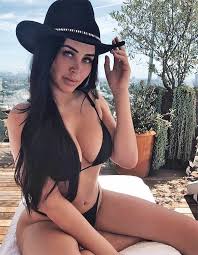 The same goes for singers like katy perry and selena gomez, whose often. Marnie Simpson Turns Sexy Cowgirl In Non Existent Micro Bikini Oh My Happy Lifestyle Inc