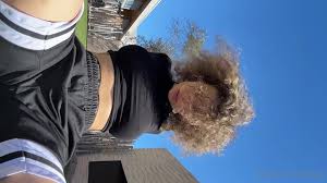 Watch online Yololary aka yololary OnlyFans Video - 11-07-2023 - Outside  boob play on X-video