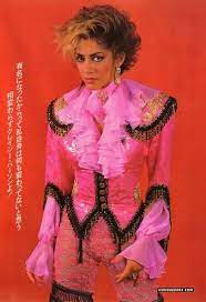 Celebrities are the fashion icons for beauty, makeup — and of course, hairstyles. Paisleypark Sheila E Prince Girl Women
