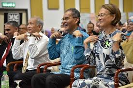 Azizul berkata, kesedaran rakyat malaysia mengenai masalah mental masih di tahap yang rendah kerana stigma yang tinggi sehingga. Kkm Lancar Kempen Let S Talk Minda Sihat Codeblue