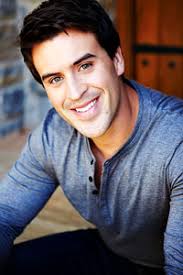 Ex-Colt/now singer Ben Utecht releases Christmas CD