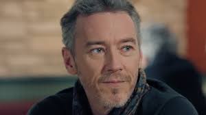 Plus belle la vie : la relation entre Louis et Barbara en danger ? "Louis a  besoin de sa liberté" confie Guillaume Faure - News Séries à la TV -  AlloCiné