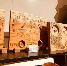 木の暮らし 宮崎店 木目がつながる三連時計 さんはinstagramを利用しています ペコです 久しぶりにブライダルフェア来ております ドキドキですが 頑張ります ぜひ都城グリーンホテルにお越し下さい 木の暮らし 木の暮らし宮崎店 手作り 両親への