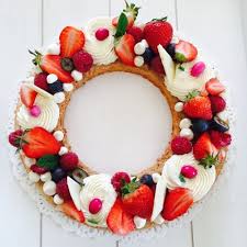La Tarte Croustillante D Ici Aux Fruits Rouges Les Desserts D Ici Gateau D Anniversaire Aux Fruits Decoration Tarte Gateau Fruits Rouges