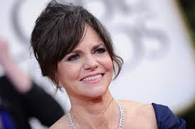 Broadway: Sally Field, Cate Blanchett, Danny DeVito Reverse Tony Awards  Trend Against "Hollywood" Actors