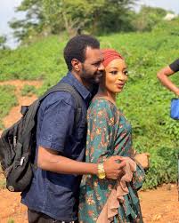 Yana kuma kaskantar da wanda yake kallonsu. Kalli Zafaffan Hotunan Rahama Sadau Tare Da Abokinta Hausaloaded Com