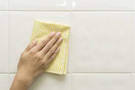 Diesen umstand können sie sich zunutze machen, wenn kraftkleber von fliesen entfernt werden soll. Kraftkleber Von Fliesen Entfernen So Lost Er Sich Am Besten