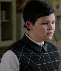 WornOnTV: Emma's cable knit sweater and grey coat