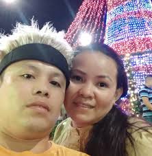 IBOS IN YOUR AREA Flying termites, locally known as ibos, swarm the  lamposts along P. Del Rosario St., Cebu City