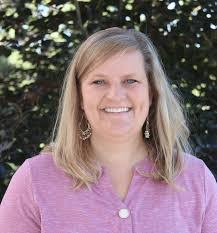 Sarah Ott's Instagram, Twitter & Facebook