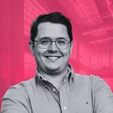 Vineet James's Instagram, Twitter & Facebook