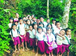 Mungkin saja suku yang sadis, abeh, hewan buas atau mistik. Pendidikan Di Kalimantan Kalimantan Review