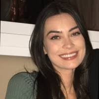 Sarah Slater's Instagram, Twitter & Facebook