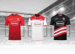 54,95 € 54,95 € (27,48 €/100 g) kostenlose lieferung. Uhlsport Prasentiert Die Neuen Trikots Von Fortuna Dusseldorf Zum 125 Jahrigen Presseportal