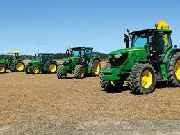 Deere 6125 r and overum variflex cx 4975h plough john deere 6125 m sowing corn and beets 2016 with john deere. John Deere 6125r Review
