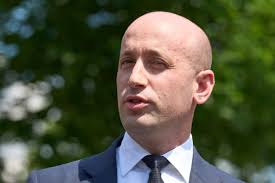 ICE planea operativo con 5.000 agentes federales y 21.000 soldados para  arrestos migratorios