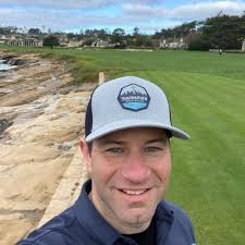 Sean Barber have somewhere to be? The strikezone has been awful tonight.  Six inches inside and out.