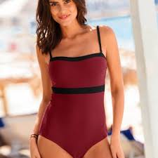 Commandez les maillots de bain 1 pièce en ligne sur zalando ✓ livraison et retour gratuits* ✓ plus de 1500 marques en ligne. Maillot De Bain 1 Piece Bandeau Amincissant Bretelles Amovibles Blancheporte