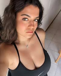 Melodyfcups - Free nude pics, galleries & more at Babepedia