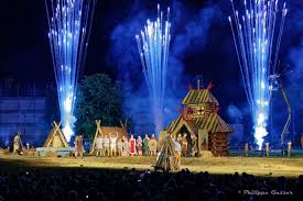La tribu de la terre, la tribu mosaïc et les gardiens de la flamme partiront de la place nervienne. Feu De La Saint Jean Maxi Flash Journal D Infos Locales Du Nord Alsace
