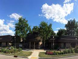 The brookfield public library is an institution for the general education of the citizens of the village of brookfield, the citizens of illinois, and of any person who requests library services. Brookfield Public Library In Brookfield Wisconsin Brookfield Library House Styles