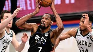 The clippers and the utah jazz have played 190 games in the regular season with 81 victories for the clippers and 109 for the jazz. A7l1yyvfo4wpim