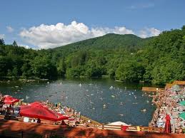 Au erupții permanente sau intermitente. Nici Nu È™tiÈ›i Ce Loc Minunat Este Localitatea BÄƒile Homorod Coltisor De Romania