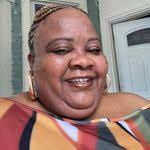 Jenny Lockard's Instagram, Twitter & Facebook