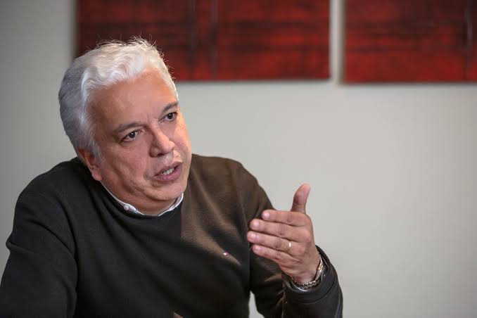 Carlos Alonso Lucio acusó al Gobierno de “violar la Constitución” por  diálogos con la Segunda Marquetalia - El País
