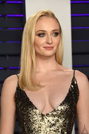 #sophie turner #sturneredit #sophieturneredit #gotcastedit #marvelcastedit #instagram. Sophie Turner Dachte Daruber Nach Sich Das Leben Zu Nehmen Promiflash De