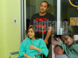 Umur 47 tahun) adalah aktor indonesia. There S Something About Gary Atau Mengapa Wanita Suka Bad Boy Archive Tabloidbintang Com