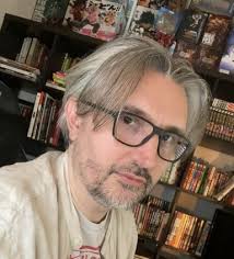 TheGlitchedRobin (@dccomics)