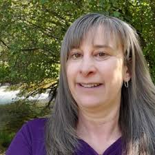 Kerri Harris (@kgnharris)