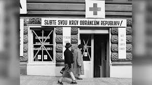 Vyberte červený kříž obraz obrazy osobnosti sochy symboly. Ceskoslovensky Cerveny Kriz Byl Zalozen Pred 100 Lety Novinky Cz