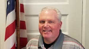 Sean Fowler's Instagram, Twitter & Facebook