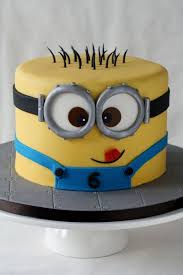 Here's a mouthwatering collection of minion cake designs offering a wide variety of scrumptious cake flavors from decadent chocolate chip to fresh banana. Minion Cake Minion Birthday Party Minion Birthday Minion Birthday Cake
