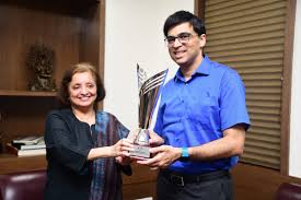 First female to compete in a nascar cup series superspeedway race. Anand And Humpy Win Sportsman And Sportswoman Of The Decade In Sportstar Aces Awards Chessbase
