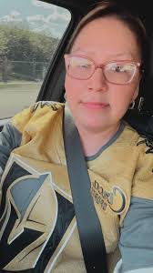 Hattie Powell's Instagram, Twitter & Facebook