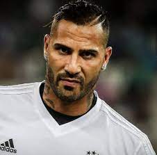 sen bir kartalin gozunde huc korku gordun mu bosuna ugrasma goremezsin sac sosyal medya alintilari