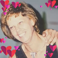 Isabella Dobson's Instagram, Twitter & Facebook