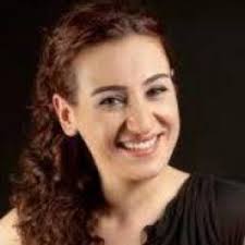 Derya Karadas Biyografya