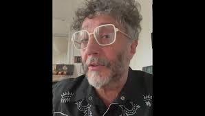 Track by track “The Golden Light”, Track 3