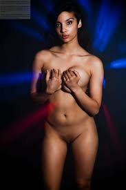 Indian Babe Shanaya Naked Party - Curvy Erotic