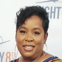 Sara Sledge's Instagram, Twitter & Facebook