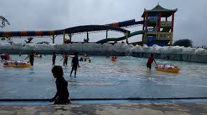 Kolam Renang Ombak Puri Nirwana Waterpark Youtube
